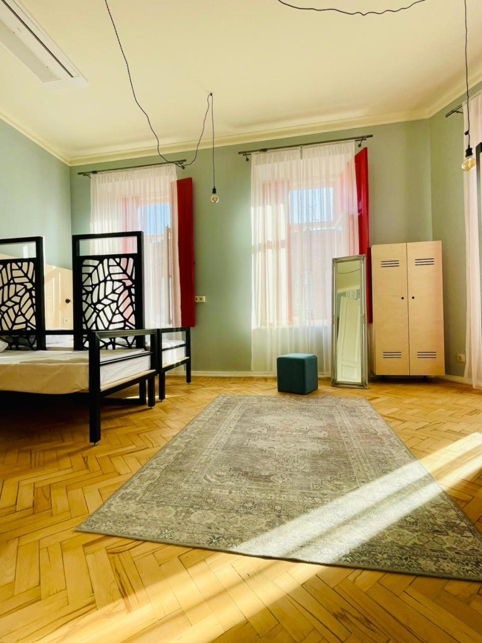 Communa Good Vibes Tbilisi Ngoại thất bức ảnh