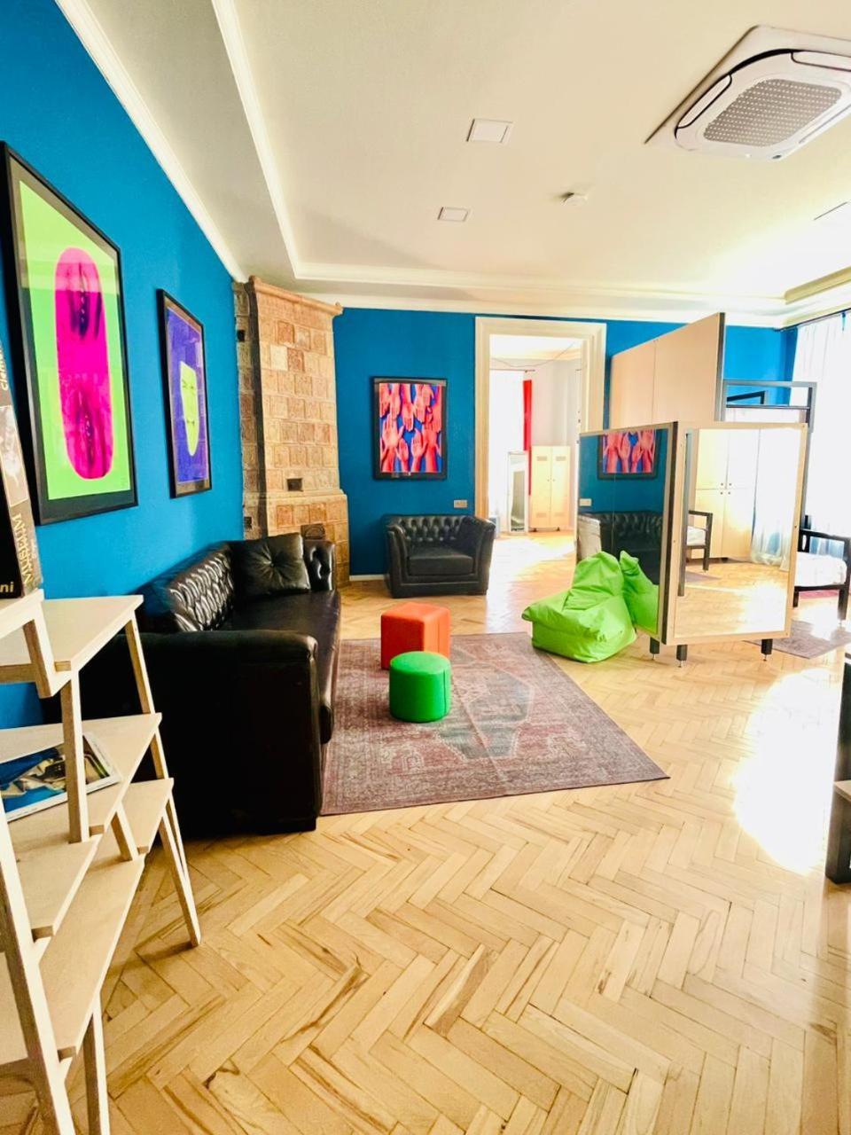 Communa Good Vibes Tbilisi Ngoại thất bức ảnh
